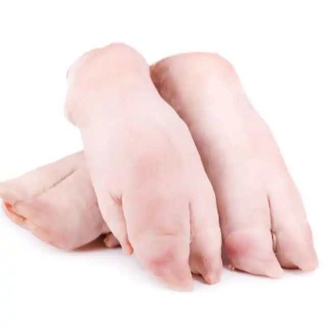 Frozen pork Hind shank skin on bone in price 1,46 eur exw - Image 4