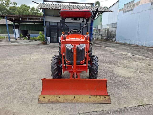 Wholesale Kubota L3218 Tractor With High Performance Diesel Engine Smooth Transmission And Power Steering - Image 4