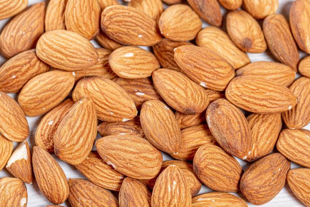 Wholesale Price Original Flavor Pure Natural Roasted Almonds Kernel Dried Fruit Product Dried Nuts fresh nuts - Image 5