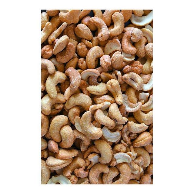 Large volume cashew nuts kernel wholesale bulk supply high grade kernels - Image 3
