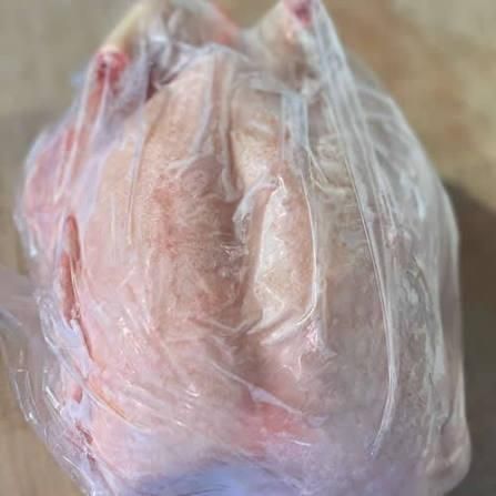 Fast Delivery Halal Whole Chicken Frozen Chicken Body Premium Quality Good Quality Vacuum Pack LQF Wholesale Price - Image 3
