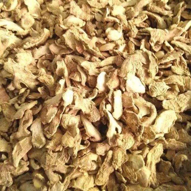 Dried Ginger Additives None Max. Moisture (%) 10% Form Dried Slices Or Powder Purity 100% Natural And Pure Texture Dried Slices Or Powdered - Image 3