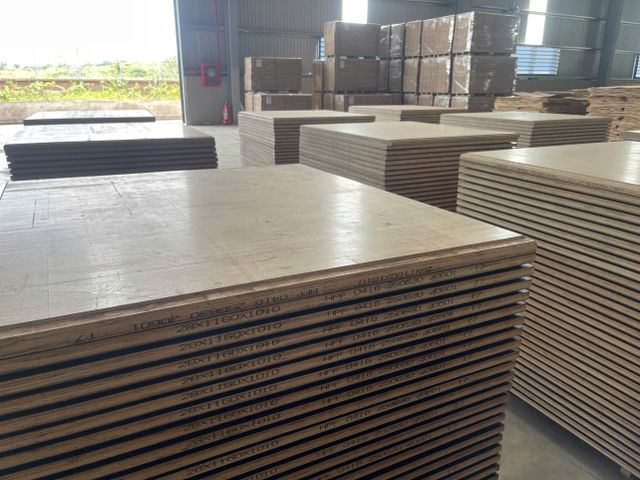 Container floorboard - Image 1