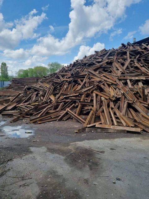 Used R50 R65 R95 Rail Scraps - Image 1