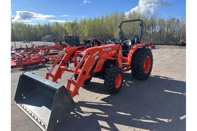 Kubota L2502HST Agricultural Tractor for Land Maintenance Grade Too Pre-Owned Yes - Image 4