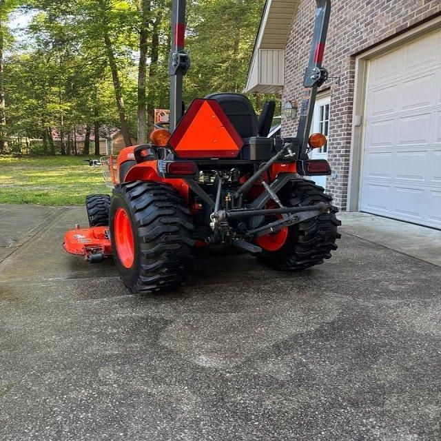 Advanced Kubota B2301 Mini Farm Tractor With 23HP Diesel Engine Four Wheel Drive Agricultural Equipment For Sale - Image 3