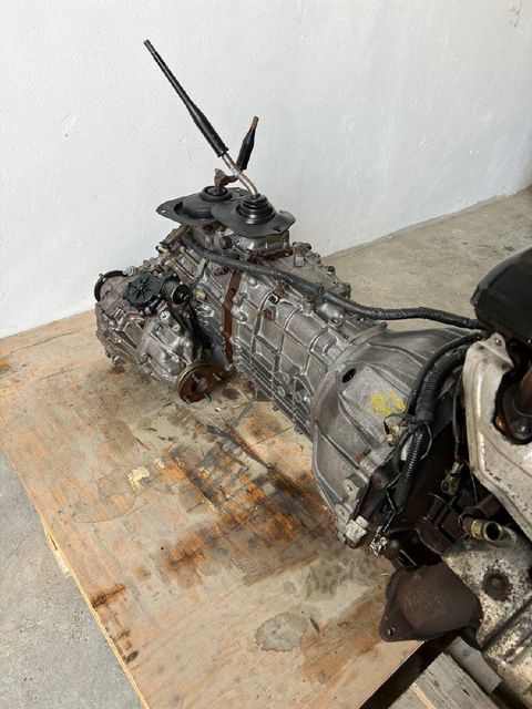 1HD-FTE 100 Series Land Cruiser Diesel Engine w/ Transmission - Image 3