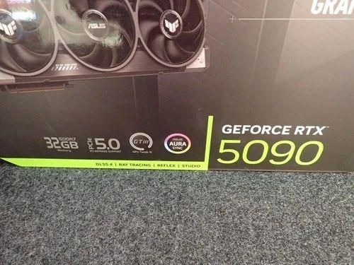 ASUS TUF-RTX5090-32G-GAMING GeForce RTX 5090 32GB GDDR7 Gaming Graphics Card - Image 3