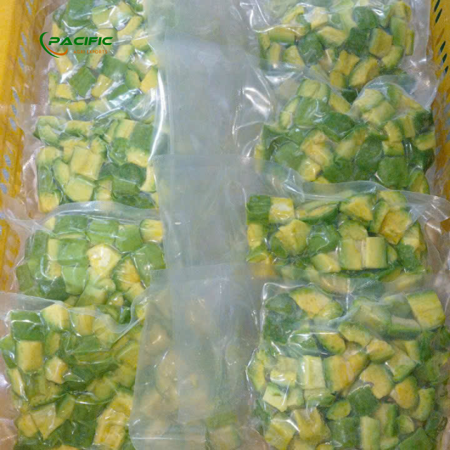 Frozen Avocado 100% natural Type Frozen Flavor Natural Texture Frozen Purity 100% Natural Packaging 0.5/1/5 kg vacuum bag - Image 4