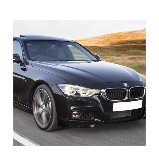 BMW luxury vehicle with high performance engine advanced safety technology premium leather interior smooth handling efficient fuel system and innovative features ideal for long drives and urban mobility - Image 4
