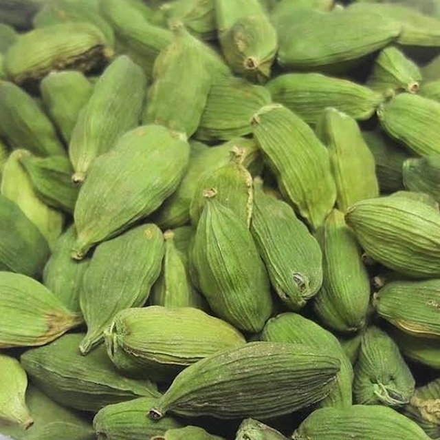 Buy Premium Spices Green Cardamom 7mm–9mm Grade A, 25Kg Jute Bags Whole Green Cardamom Ready Export - Image 4
