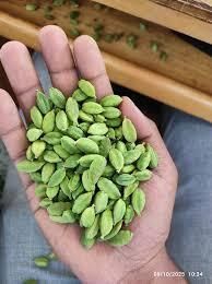 Green Cardamom & Black Cardamom, Cinnamon, Black Pepper, ClovesPepper, - Image 3
