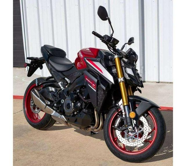 BRAND NEW 2026 Suzuks GSX-S1000 New Street Motorcycle-Metal Construction Portable & Durable - Image 3