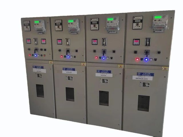 Three Phase 1250A Indoor VCB Panel Power 11KV Voltage 22 kV Material CRCA Bus Bar Copper Warranty 1years Phase Three - Image 3