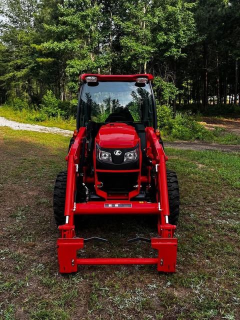 High Power Kubota MX6000 4WD Tractor Hydrostatic Transmission And Front Loader Option For Farming - Image 4
