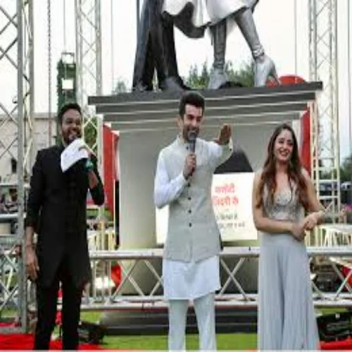 Anchor Emcee for Dandiya Function in Pune Geographic Coverage Delhi, Mumbai, Bangalore, Chandigarh, Hyderabad, Jaipur, Pune, - Image 1