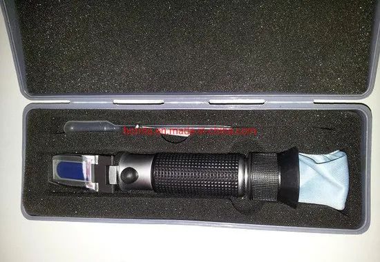 Portable Hand-Held Refractometer for Milk Detection Origin China Style ...