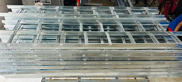 Gi Ladder Type Cable Tray Thickness 2.5 mm Tray Width 150 mm Tray Length 2500 mm Side Rail Height 50 mm Cable Management - Image 4