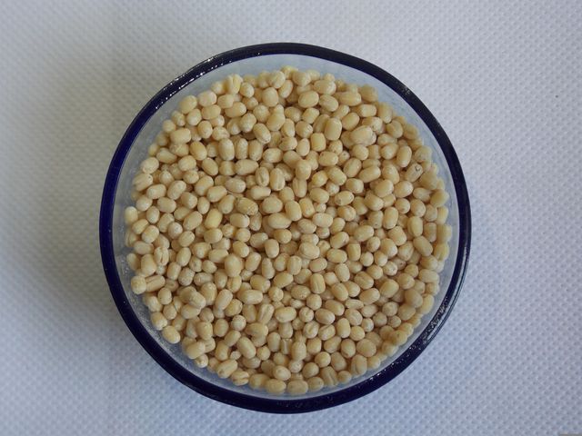 White Split Black Gram (Urad Dal) - Image 4