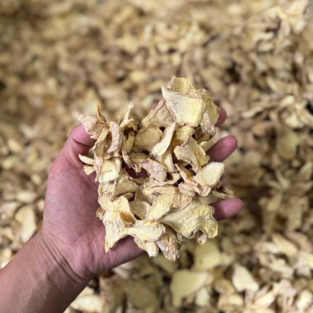 Wholesale Grade a Dried Ginger Slices Yunnan 25kg/Bag OEM Custom Packaging Available - Image 3