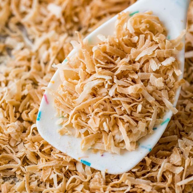 Coconut Flakes Shelf Life 2 YEARS Place of Origin THAILAND Features Gluten-Free, Lactose-Free, Organic, Vegan Origin Asia, China, Egypt, European Continent, European Union, Greece, India, Indonesia, Iran, Italy, Japan, Lebanon, Malaysia, Morocco, National, North America, Other, Philippines, - Image 3