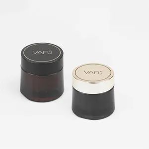Flawless Radiant Liquid Foundation for a Perfect Glow - Image 5