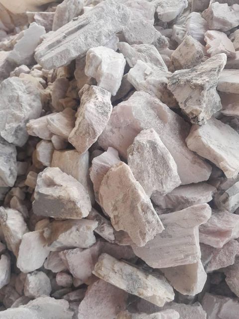 Metals, Minerals Source Material Spodumene Lithium Oxide Content 4.5% To 7.0% Primary Use Production Of Lithium-ion Batteries For Electric Vehicles, Renewable Energy Storage, And Portable - Image 1