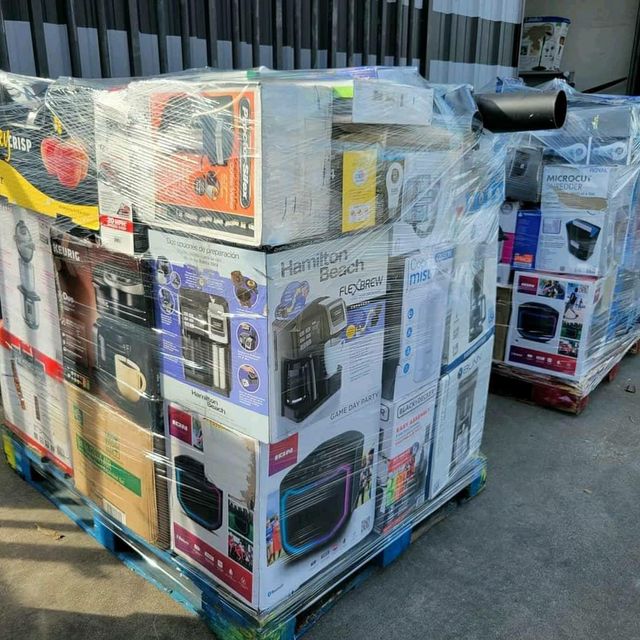 Liquidation Pallets Bluetooth Speakers Wholesale Supply At Factory Price For Sale - Image 4