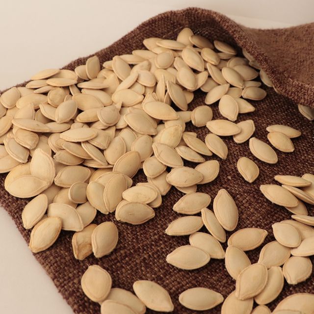 Grade AA Organic Dried Shine Skin Pepita Pumpkin Seed Kernels Green Squash Seed - Image 5