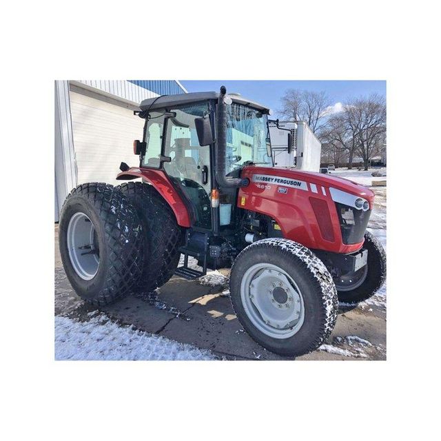 Massey Ferguson GC1723EB tractor review specifications Iseki 1.1L diesel engine PTO horsepower hydrostatic drive compact farm tractor loader backhoe mower compatibility - Image 4