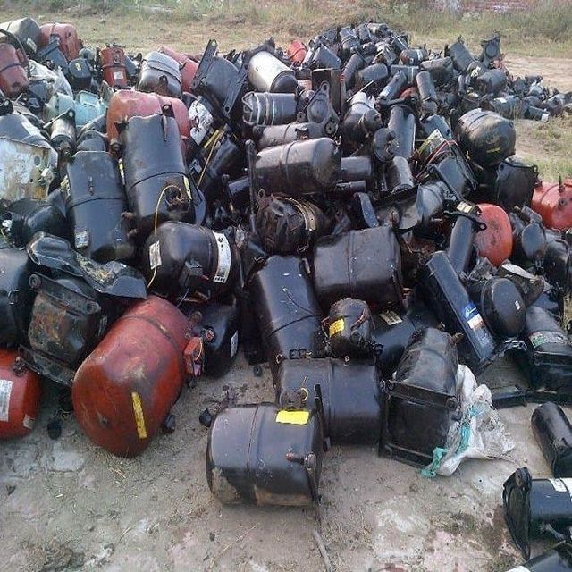 Bulk AC Compressors and Fridge Scrap with 18% Copper Wire High Quality Scrap Materials Grade in Large Quantities - Image 2