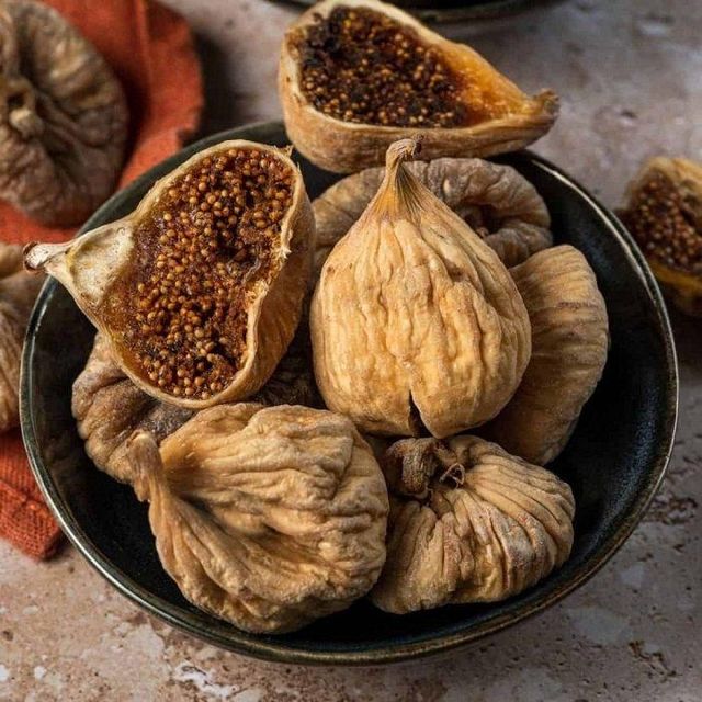 Dried Fig Sweet Taste 100% Natural High Quality Wholesale Product Oil Preserved Available in Bulk and Vacuum Pack - Image 3