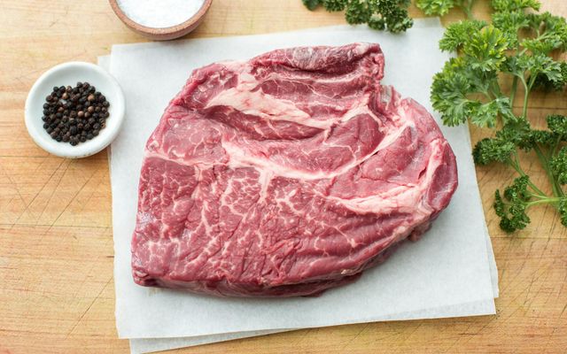 Value Frozen Beef Chuck Excellent Quality Wholesale Price Rich Flavor Perfect For Wholesale Buyers And Food Suppliers - Image 1