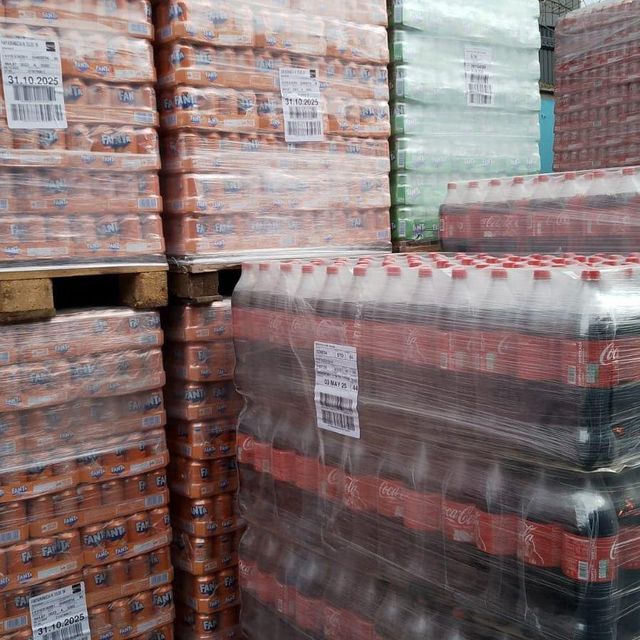 Bulk supply of Coca Cola available top-quality carbonated beverage for refreshment - Image 4
