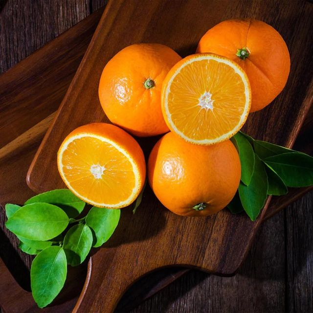 Premium Fresh Valencia Orange Naturally Grown Juicy Citrus Fruit Perfect For Juice Smoothies Healthy Daily Nutrition - Image 2