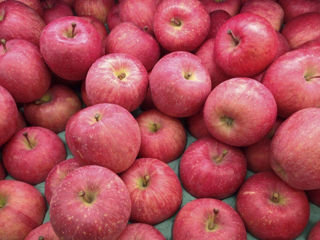 Fresh Gala, Golden, And Red Apples - Image 5