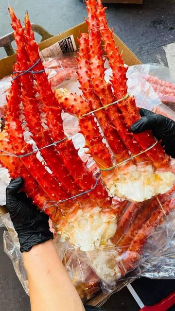 Fresh Red king Crab Snow Crab King Prawns and Shrimp Clusters Frozen Seafood Lobster and Mackerel Whole Shellfish Meat Whatsap +37063841846 - Image 3
