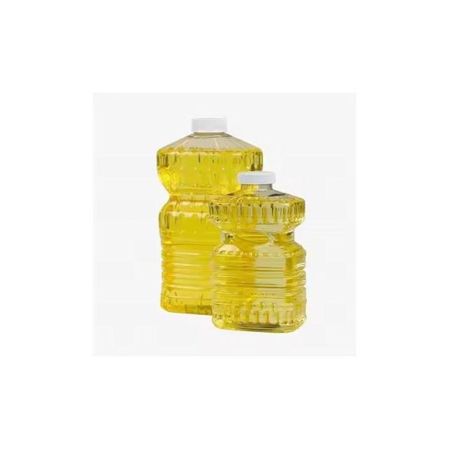 Refined edible canola oil available in bulk packaging for food manufacturers - Image 2