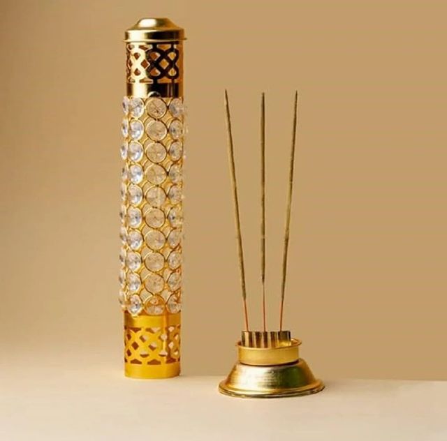 Brass Incense Holder, For Puja Size 7inch Color Golden Weight 200gm Material Brass Finish Polished Usage/Application - Image 1