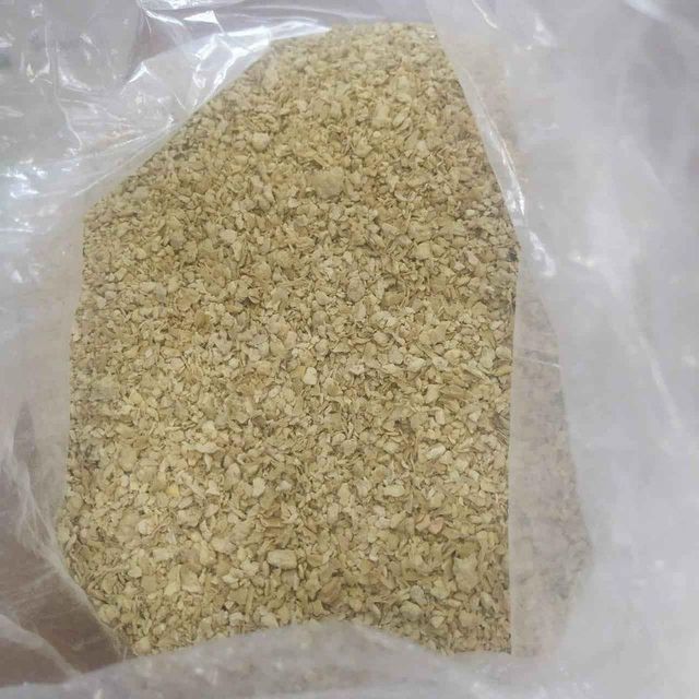 Hulled and unhalled Sesame Seeds - Image 1