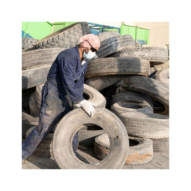 Affordable used tyres durable tread options for transport and export supply - Image 5