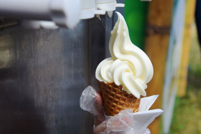 Ice cream mixture - Image 4