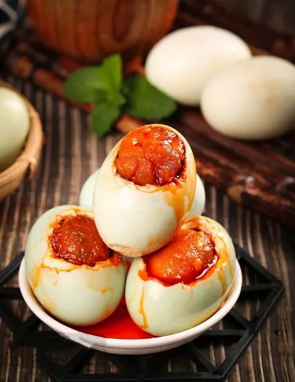 Delicious Cooked Salted Duck Egg Chinese Yummy Processed Egg Variety Duck Origin China Resource Cultured Type Processed - Image 3