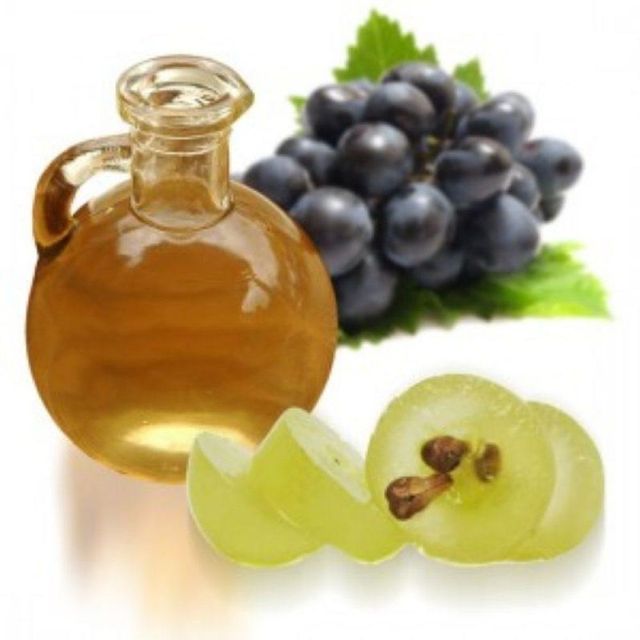 Premium Grapeseed Oil Food Grade High Smoke Point Natural Pure Edible Oil Bulk Supply for Cooking Frying and Food Processing - Image 3
