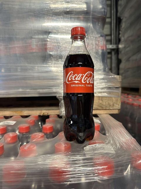 Bulk supply of Coca Cola available top-quality carbonated beverage for refreshment - Image 2