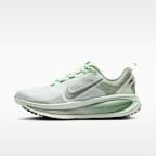 Nike Vomero 18 Women's Road Running Shoes - Image 1