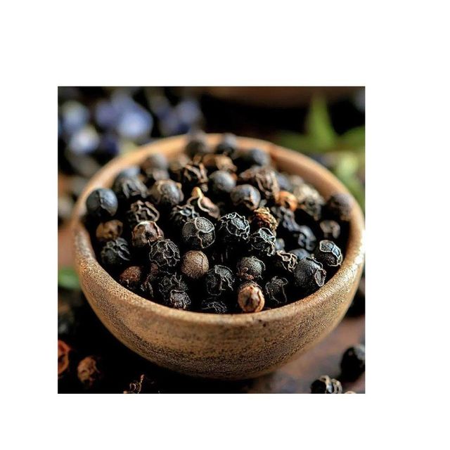 black pepper whole for spices and seasoning premium quality peppercorns with strong aroma and rich flavor suitable for cooking restaurants food processing and export markets with high demand in global spice trade - Image 1