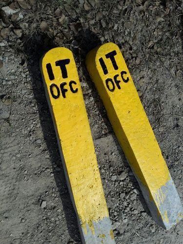 Rectangular OFC Cement Route Marker Stone, For Fibre Optic Length 1-2 Feet Material Cement Shape Rectangular Application Fibre - Image 1
