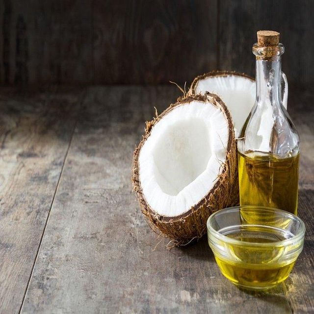 Wholesale High Quality 100% Natural Refined Fractionated Bulk Pure Virgin Coconut Oil 99.99% Purity - Image 3