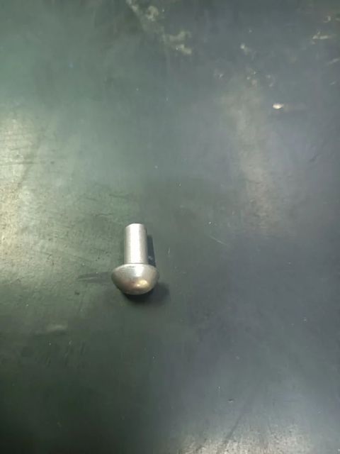 Round Head Aluminium Rivet, Size: 0.5 Inch L Color Silver Size 0.5 Inch L Head Shape Round Finishing Polished Material - Image 2